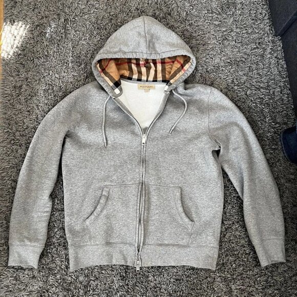 Burberry Size M Grey - Picture 1 of 1